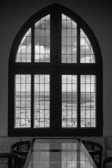 Fensterblick in die Vorderpfalz - Bild Nr. 201304010308 
